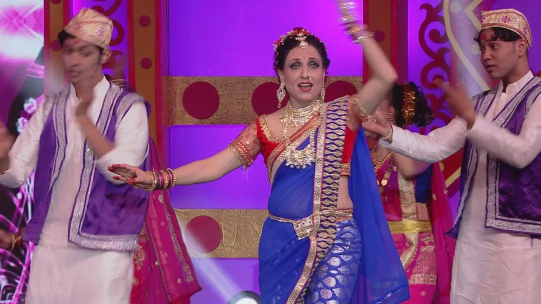 Varsha Usgaonkar and Kishori Shahane's performance 