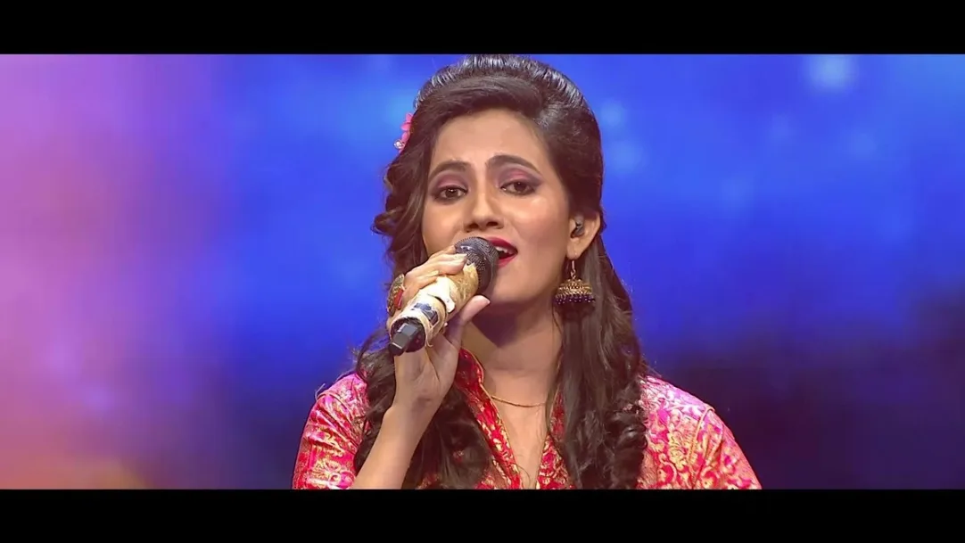 Subhasree sings a beautiful song 