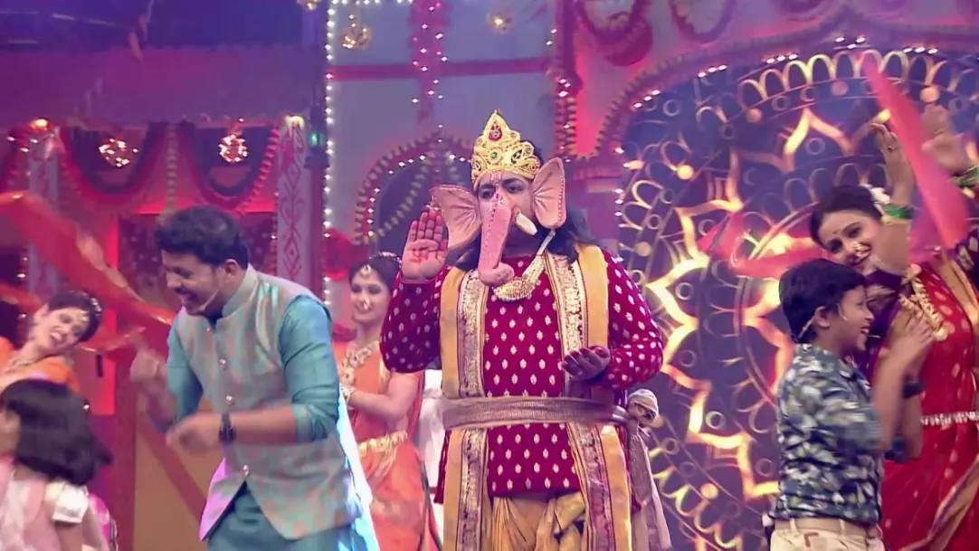 Praying to Lord Ganesha through dance performance 