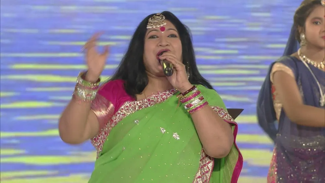 Neetu Navgeet enthrals all 