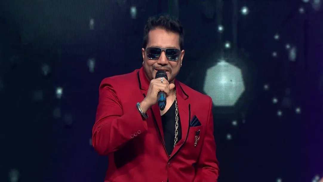 Mika Singh performs alongside Rupali Jagga 23rd May 2020 Webisode