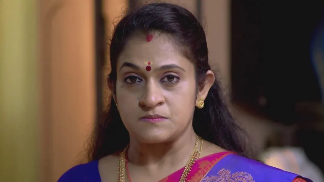 Sarojam tries to leave the house 29th February 2020 Webisode