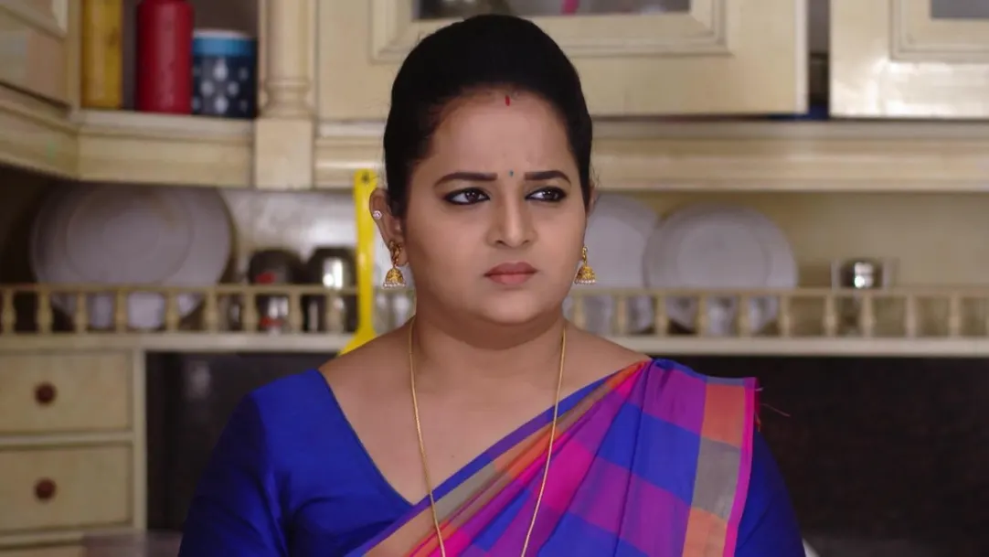 Renu asks Ram to help Geetha 