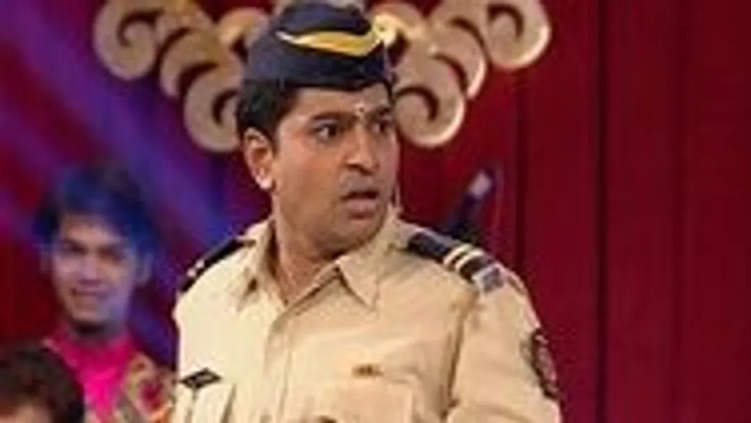 Aarti and Sushil present a funny skit 