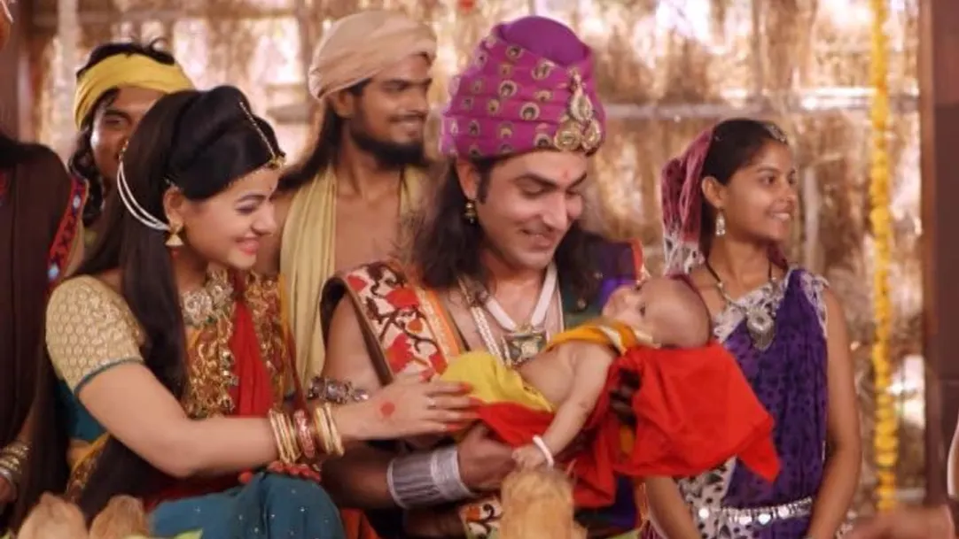 Putna arrives to kill Krishna 