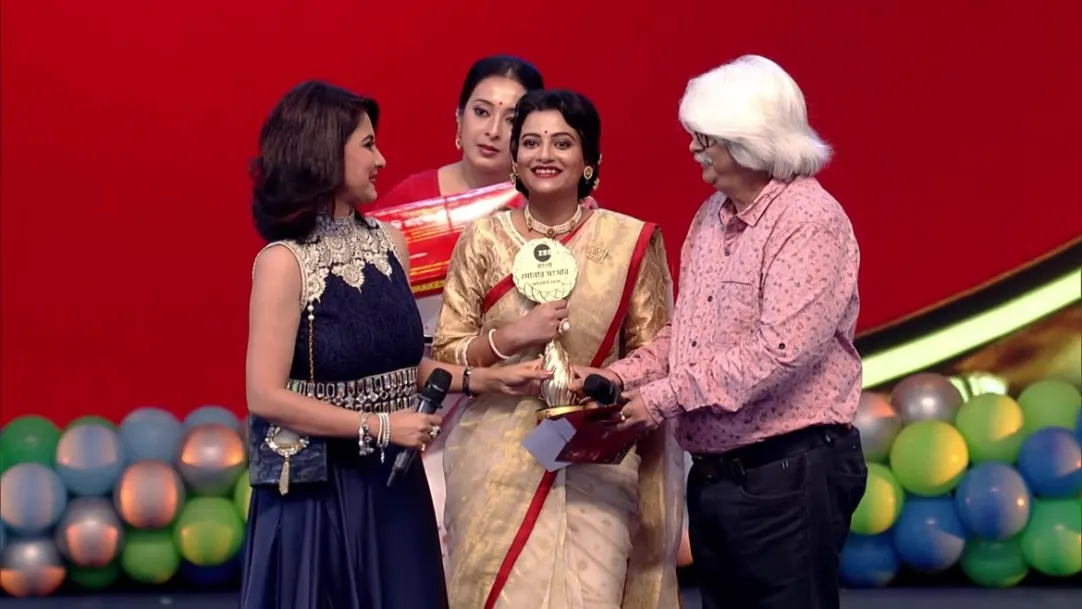 Award for the best on-screen daughter-in-law - Zee Bangla Sonar Sansar Award 2020