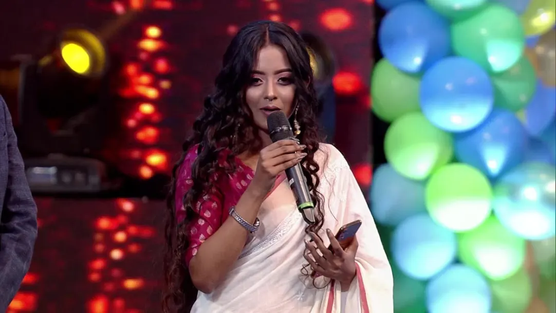 Best on-screen wife award - Zee Bangla Sonar Sansar Award 2020