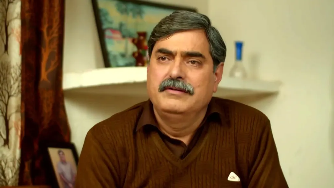Karan makes a request to Paavni - Maavan Thandiyan Chavan 