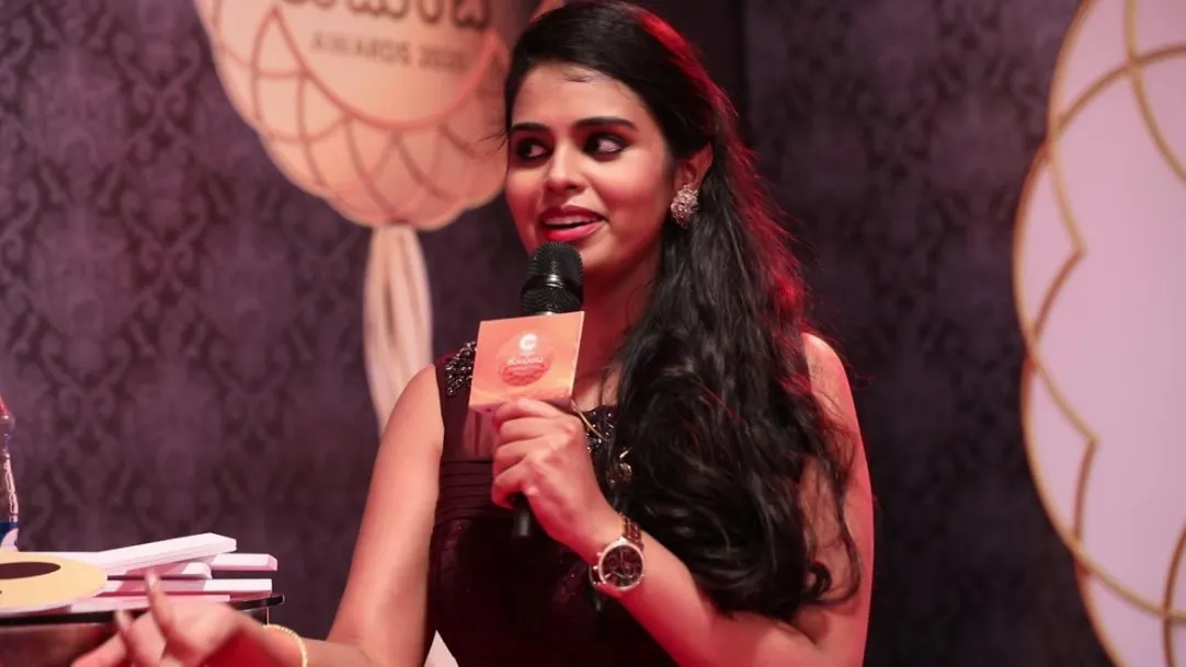 Radhika talks about what she did during lockdown - Zee Kutumba Awards 2020 - Red Carpet 