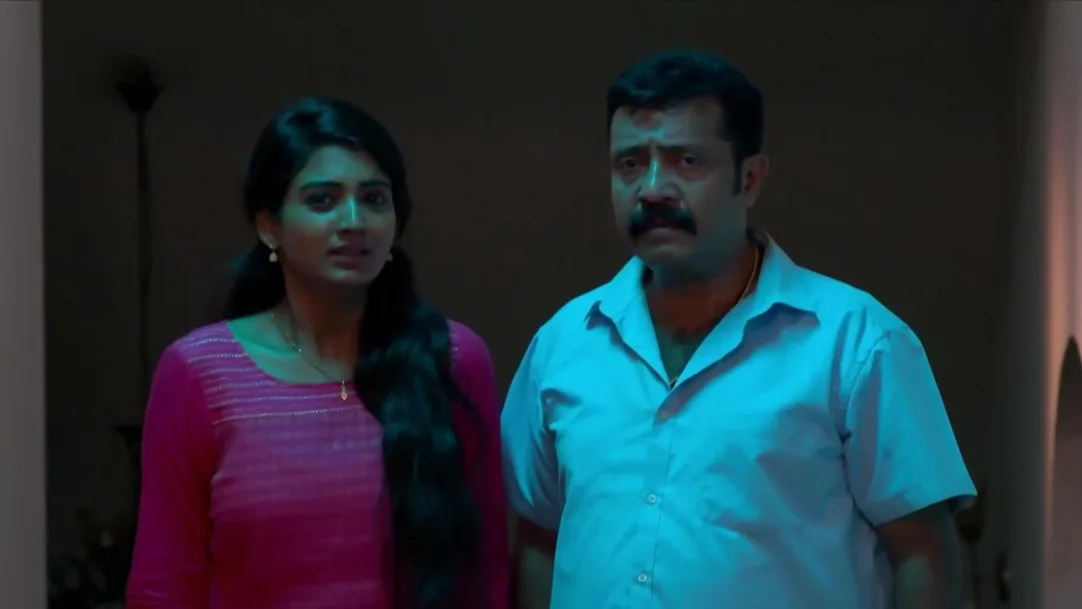 Unni's behaviour scares Karthika 16th July 2020 Webisode