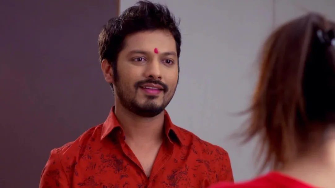 Aditya Apologises to Madhura - Aamhi Doghi - Highlights 