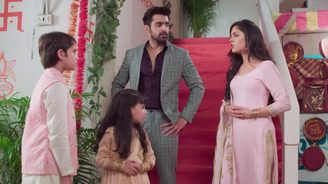 Shantanu Discloses His Identity to Meera & Vivaan - Yeh Teri Galiyan Highlights 
