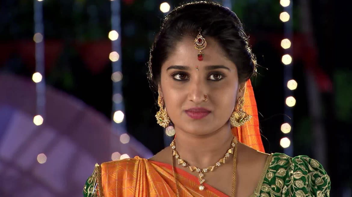 Watch Raktha Sambandham TV Serial 4th February 2019 Full Episode Online