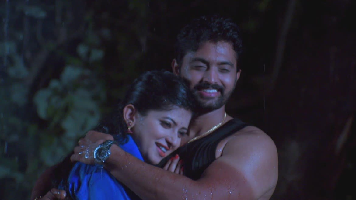 Watch Alliyambal Aug 16 2019 Full Episode Online In Hd Zee5 In Marathi It is telecast on zee keralam.