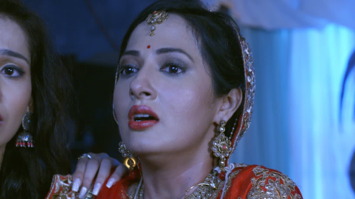 Watch Laal Ishq Aug 25 2019 Full Episode Online In Hd Zee5 In The show will telecast only saturday and sunday. zee5