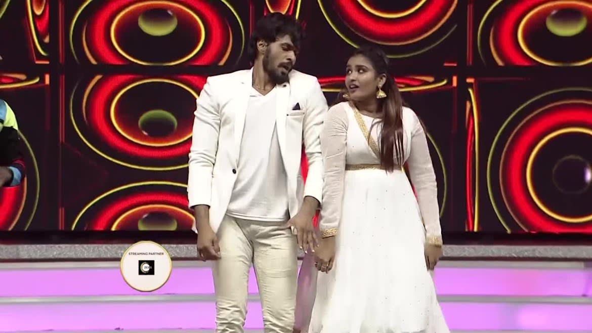 Watch Puvui Arasan And Reshma S Dance Performance Zee Tamil Kudumbam Viruthugal 2019 Tv Serial Trailer Of 26th October 2019 Online On Zee5 This is the second time of the tamil television industry where awards are given for performances in television. zee tamil kudumbam viruthugal 2019 tv