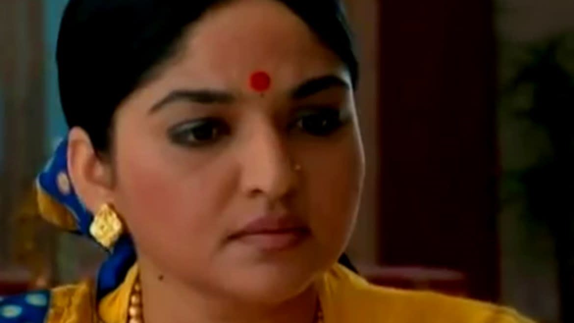 Watch Afsar Bitiya A Mob Attacks Krishna S Family Afsar Bitiya Zee5 If you've binged every available episode of the hit disney plus series, then we've got three picks to keep you entertained. watch afsar bitiya a mob attacks