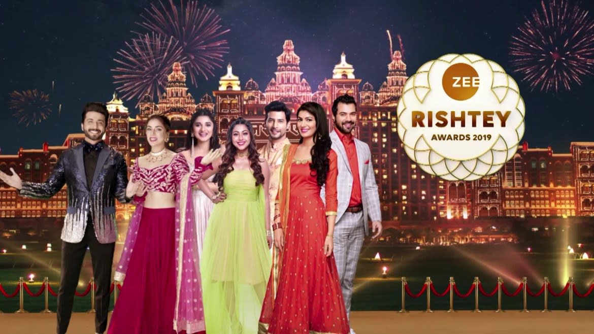 Watch Zee Rishtey Awards 2019 TV Serial Promo of Supriya Shukla wins an