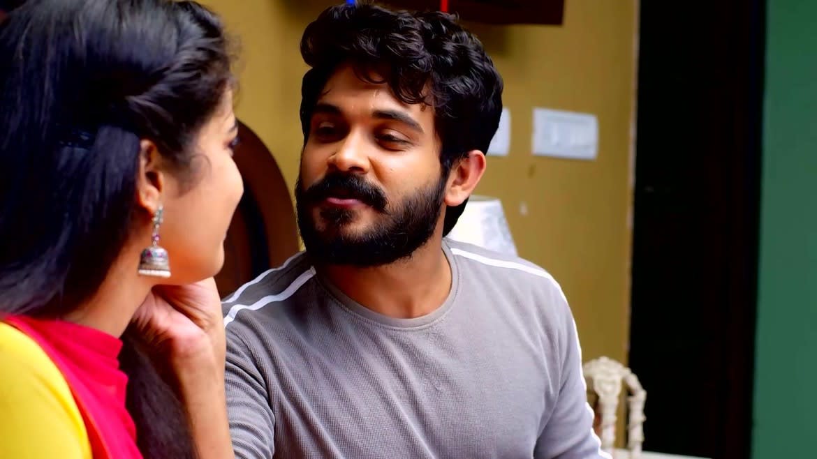 Watch Pudhu Pudhu Arthangal TV Serial Spoiler of 8th November 2021