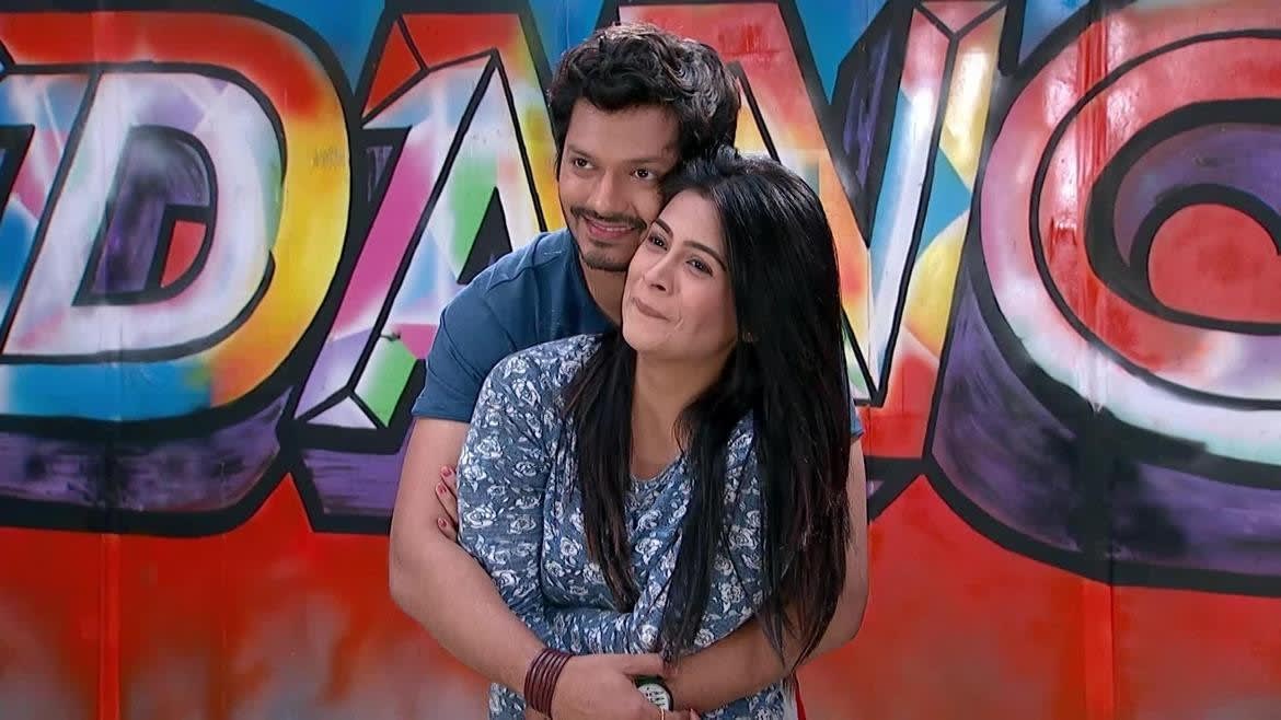 Watch Love Lagna Locha Feb 2 2018 Full Episode Online In Hd Zee5 In Hindi It started airing on zee yuva from 22 august 2016 and ended on 17 february 2018. zee5