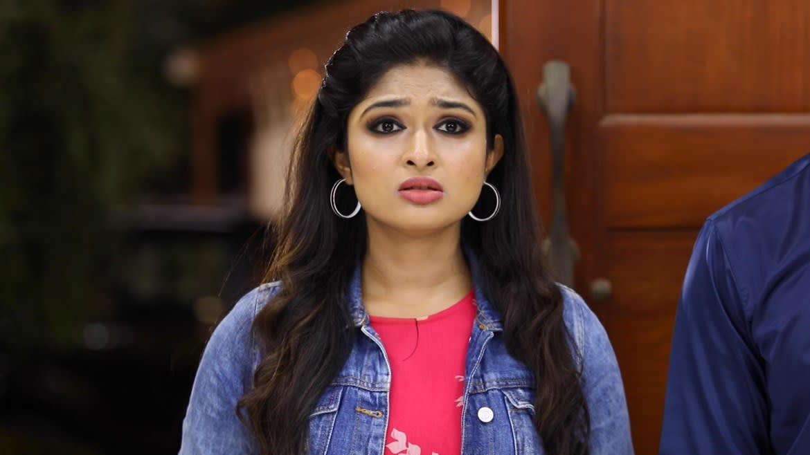 Watch Suryavamsam TV Serial 26th April 2021 Full Episode 197 Online on ZEE5 Watch Suryavamsam TV Serial 26th April 2021 Full Episode 197 Online on ZEE5