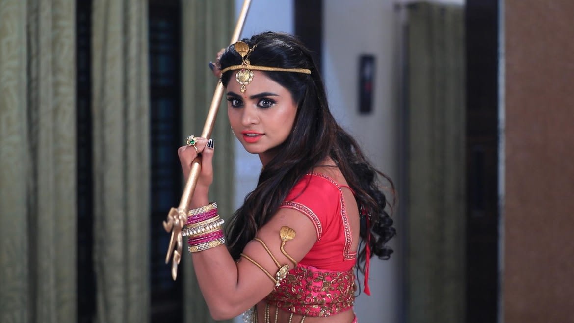 Watch Naagini Dec 23 2019 Full Episode Online In Hd Zee5 Tv listing of 36 shows for zee kannada, today. watch naagini dec 23 2019 full episode