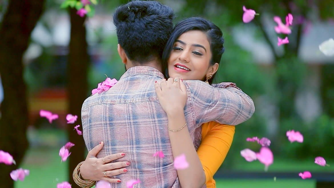 Watch Naagini 2 Jun 1 2020 Full Episode Online In Hd Zee5 It features different kind of programs including movies, daily soap, game shows, talk shows and current affairs programs.