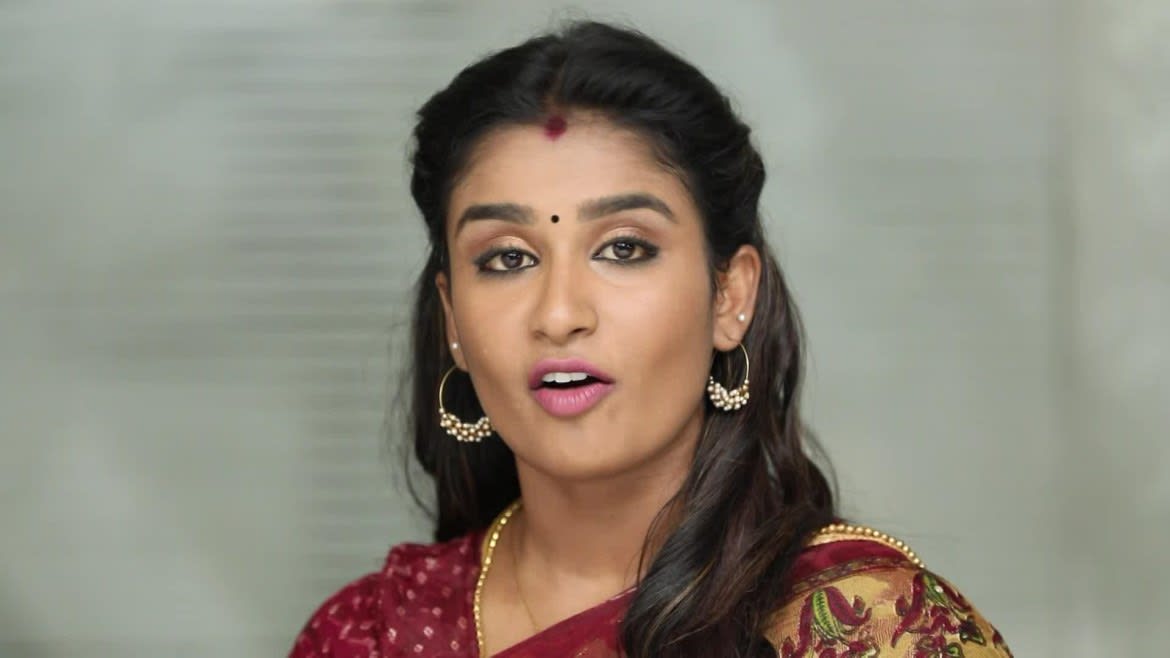 Watch Poovey Poochoodava Jun 12 2018 Full Episode Online In Hd Zee5 View now in hd pandyan stores/kadai 26.12.19 episode 320. zee5