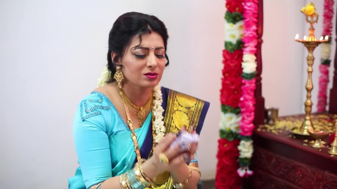 Watch Sembaruthi Dec 18 2018 Full Episode Online In Hd Zee5 32,021 likes · 42 talking about this. zee5