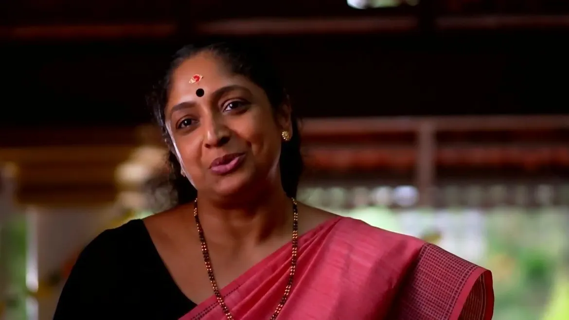 Watch Sathyabhama Considers Sharada as a Relative | Kudumbashree ...