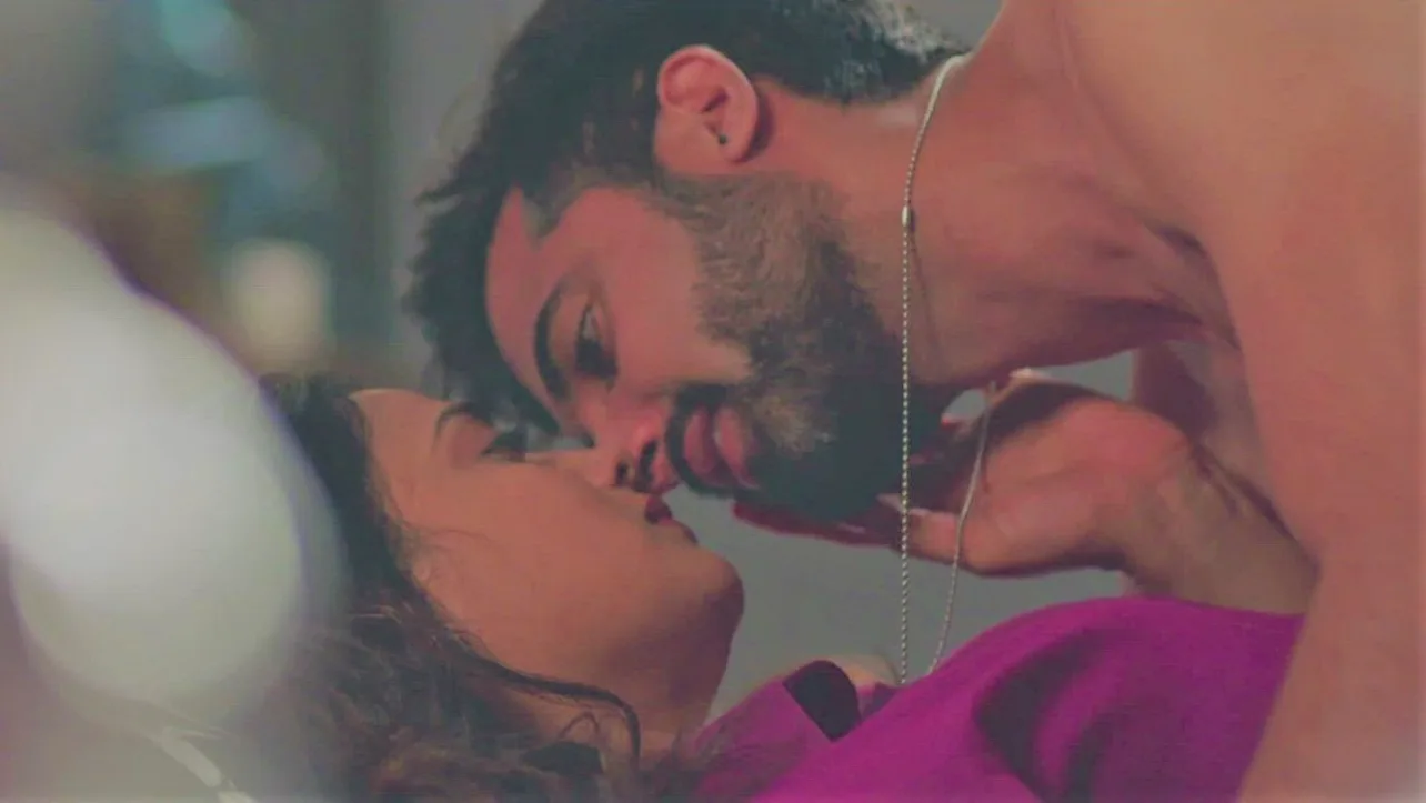 Hum Tum and Them Web Series Full Episodes Watch for Free in India ZEE5