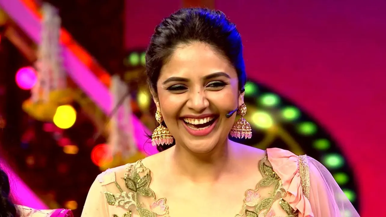Watch Enjoy All the Episodes of Zee Telugu Vaari Jathara TV Serial Online on ZEE5