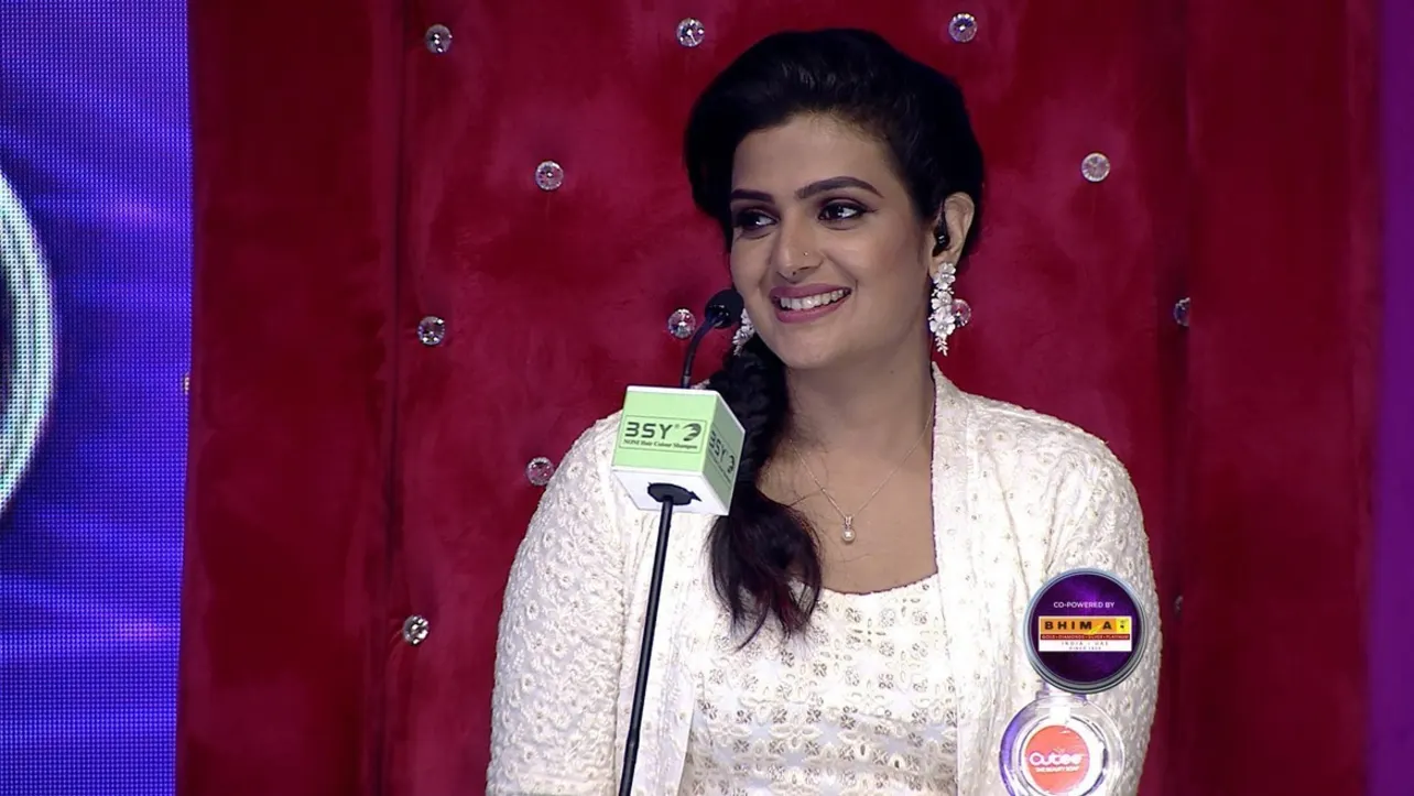 Mr Mrs TV Serial Watch Mr Mrs Online All Episodes 1 26 on ZEE5