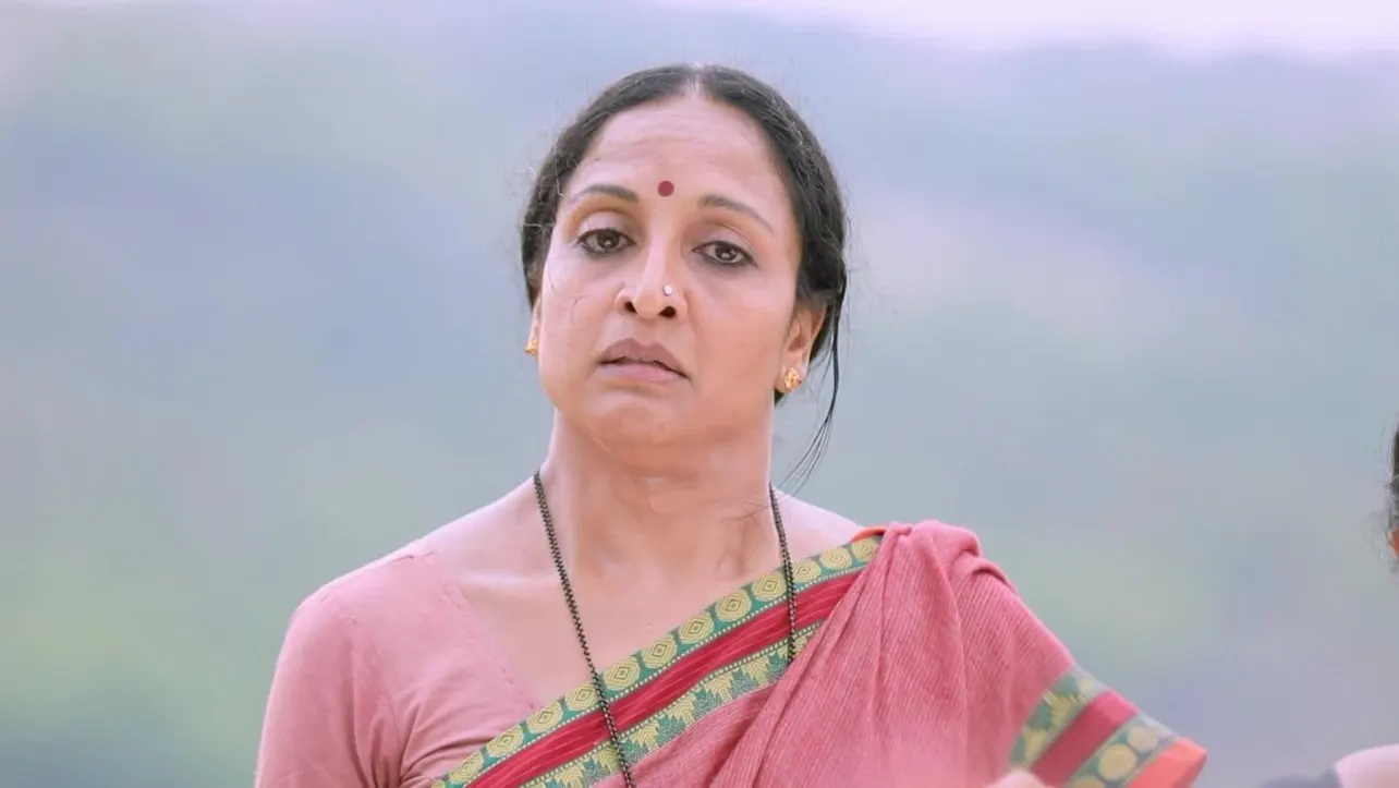Watch Enjoy All the Episodes of Kamali TV Serial Online on ZEE5