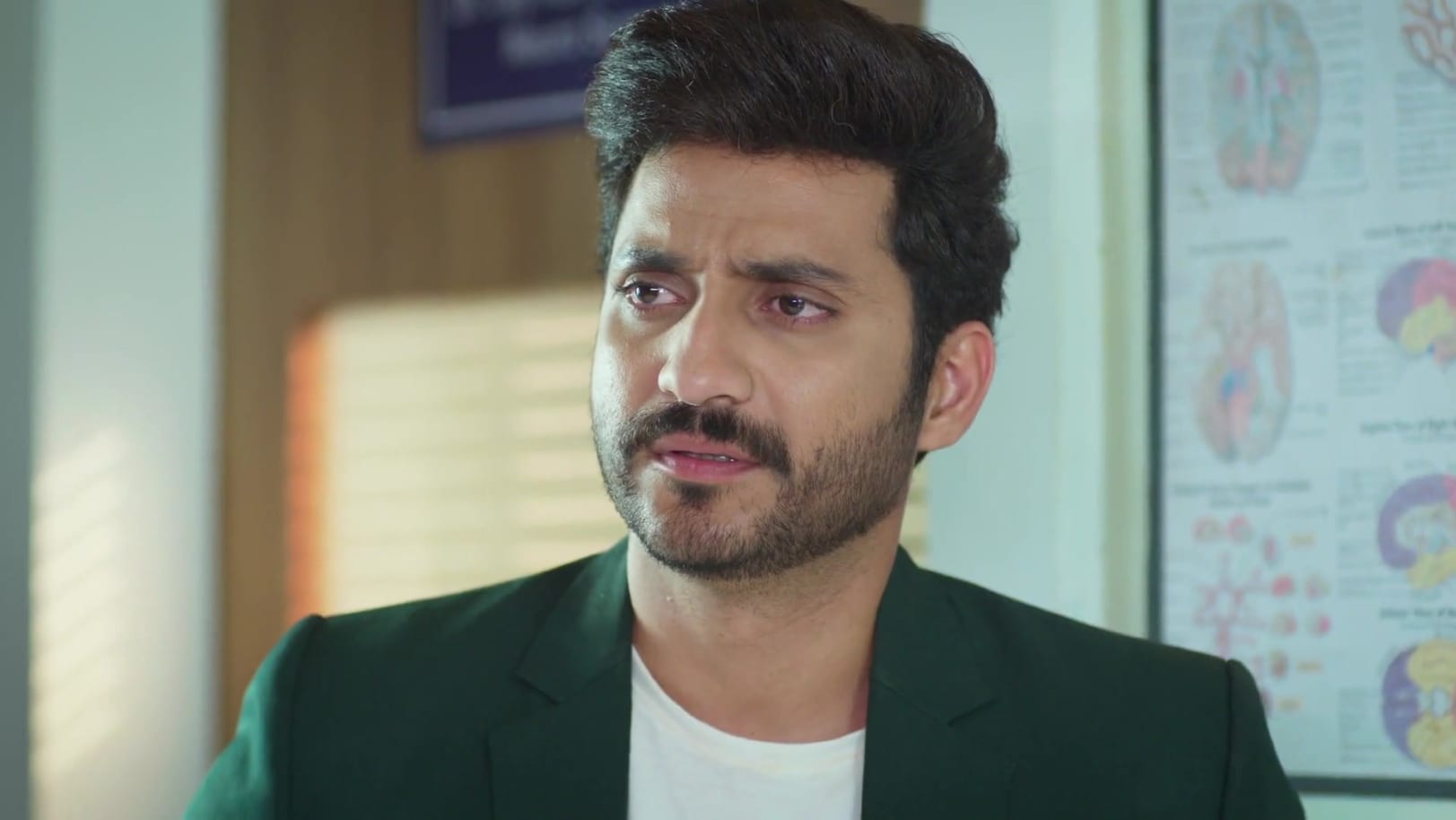Savali Tells Sarang about Amruta's Accident - Savalyachi Janu Savali 