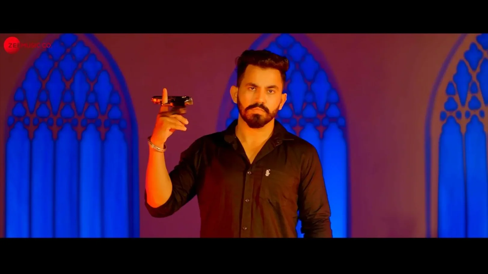 Young Age - Full Video | Manisha Sharma, Mohit Huda, & Geet Empire 