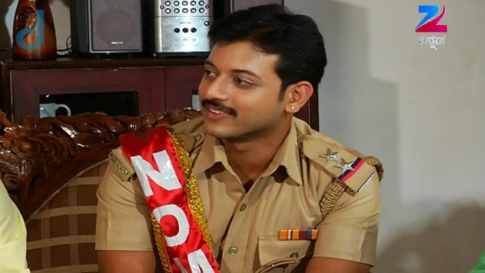 Zee Kutumba Awards 2015 - November 01, 2015 - Preview 