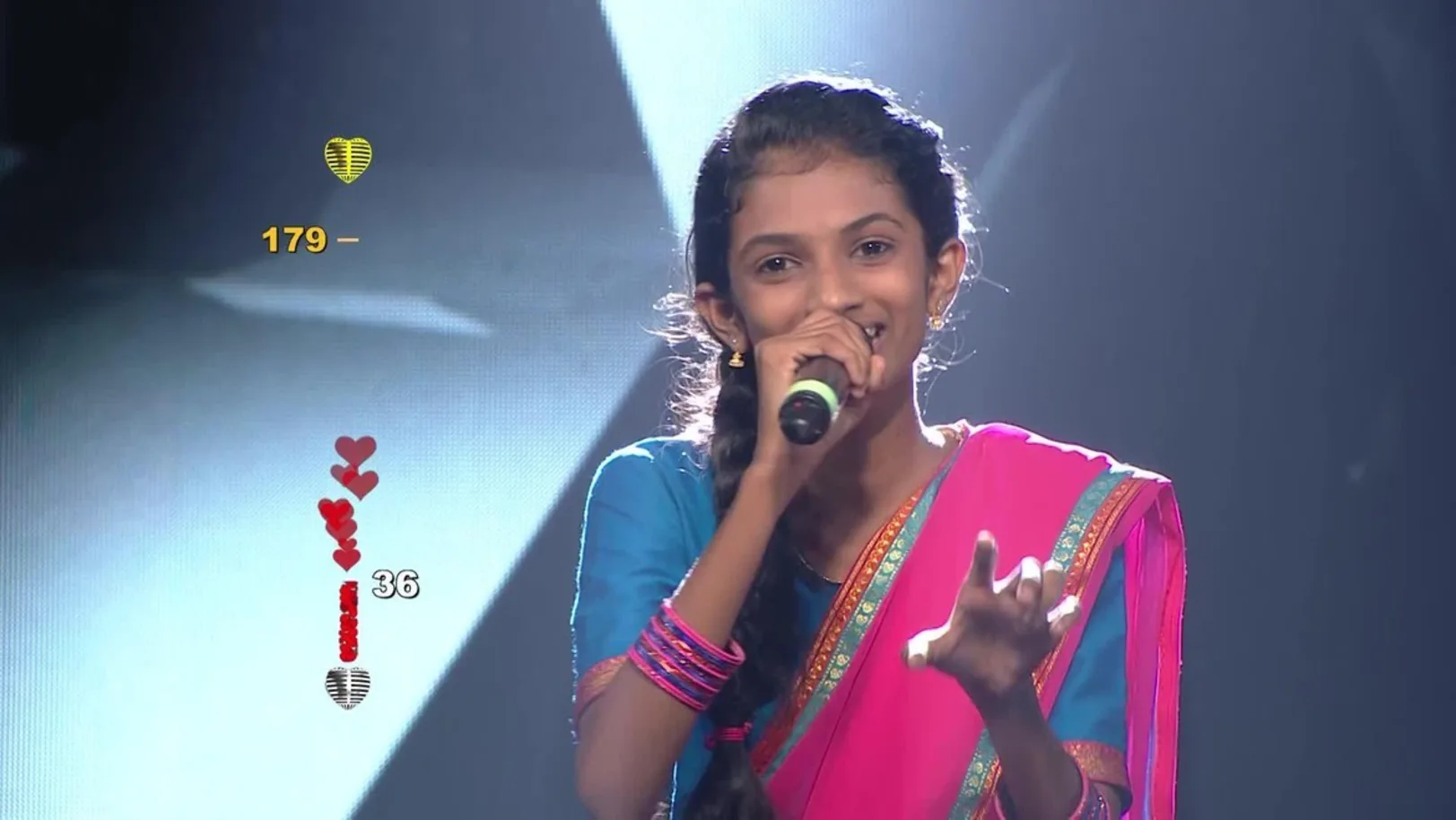 Shreya Performs on Saiya Padu Paiya - Love Me India Kids Highlights 