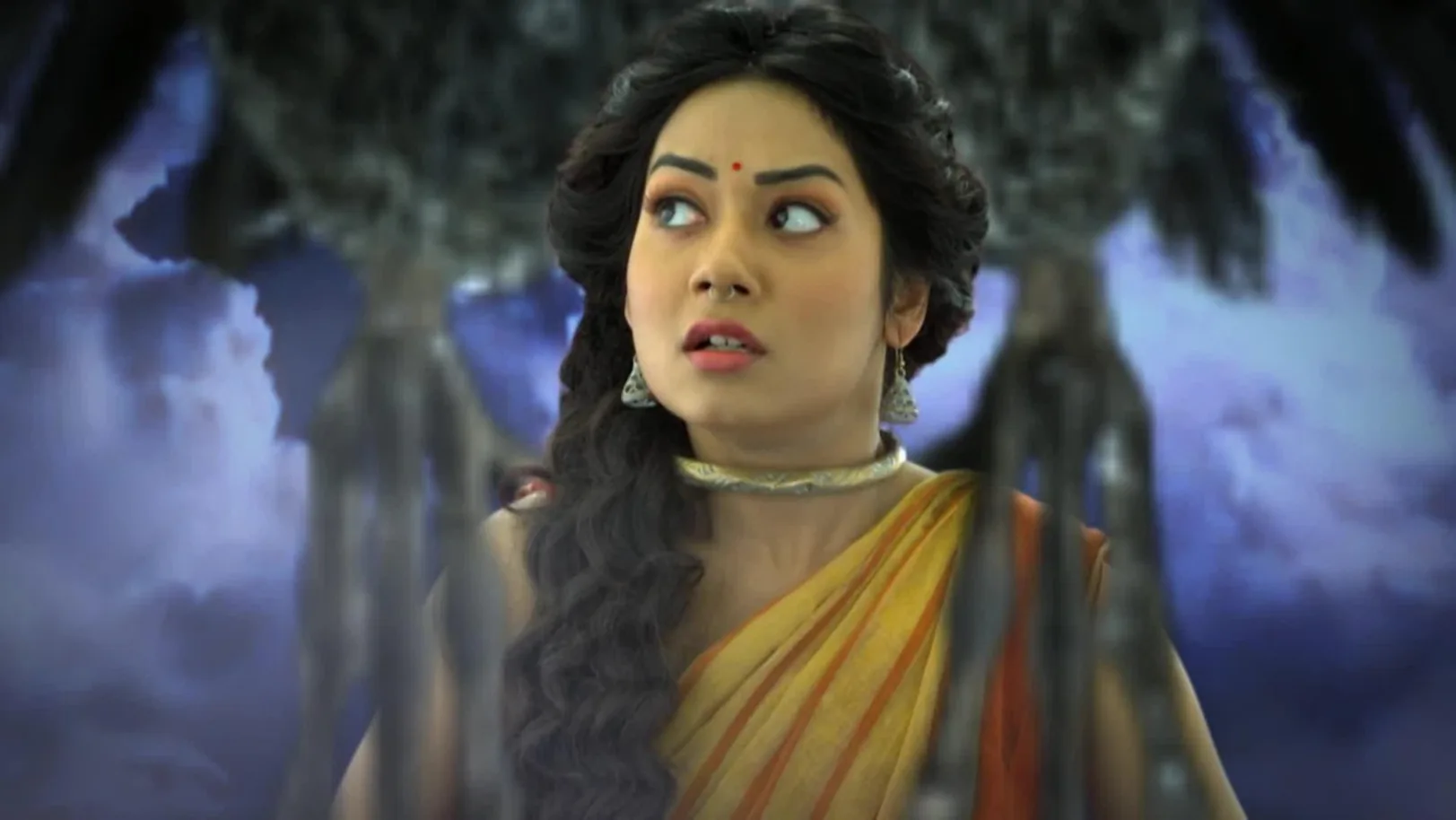 Parul lands in trouble - Saat Bhai Champa Highlights 