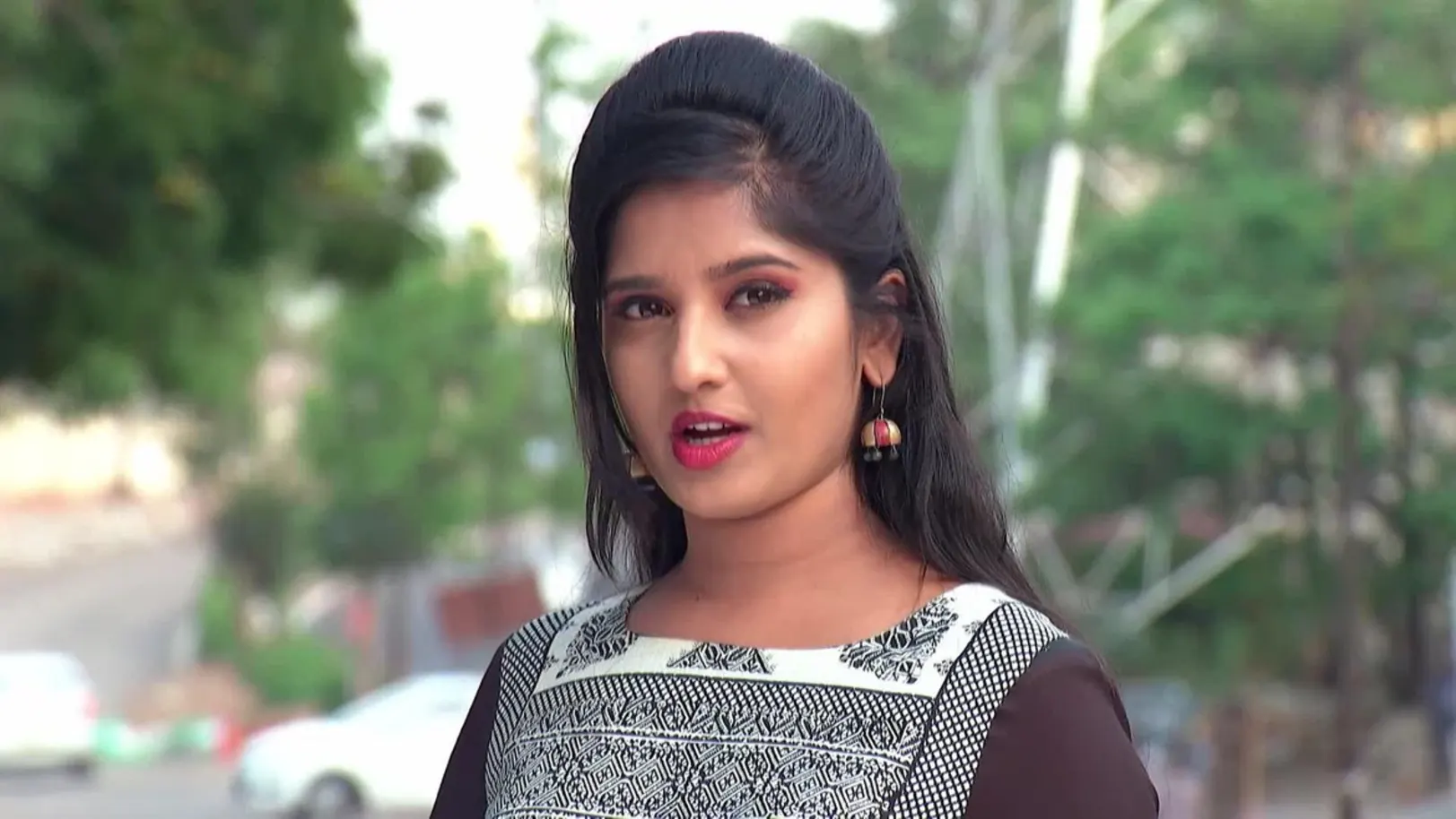 Kalyana Vaibhogam - (Telugu) - May 09, 2019 - Webisode - Zee Telugu 9th May 2019 Webisode