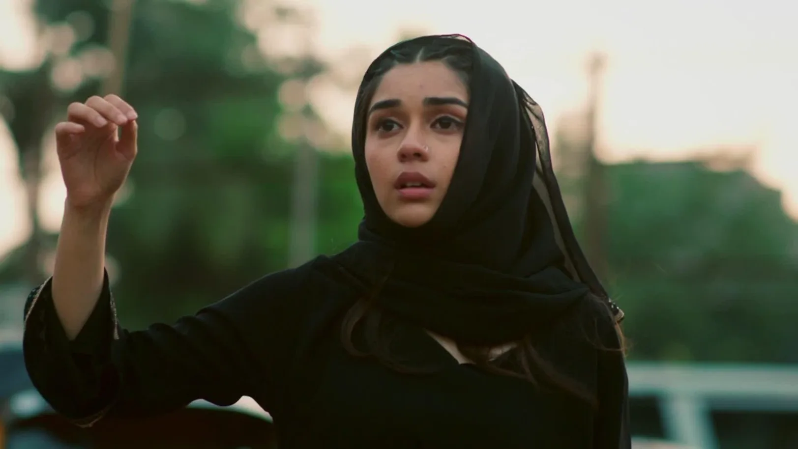 Maqbool Is Shot - Ishq Subhan Allah Episode 320