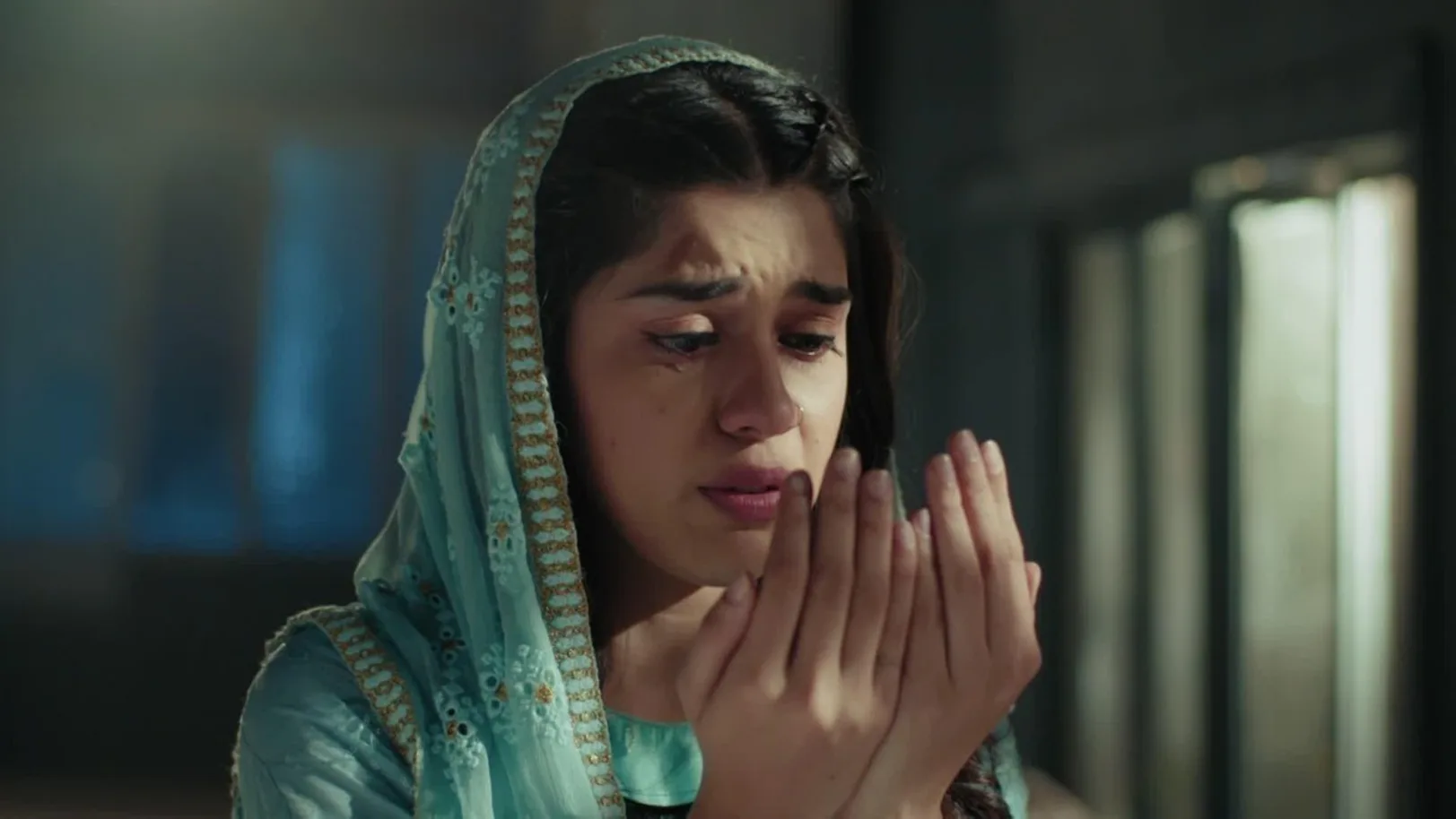 Qazi Suffers a Heart Attack - Ishq Subhan Allah Episode 324