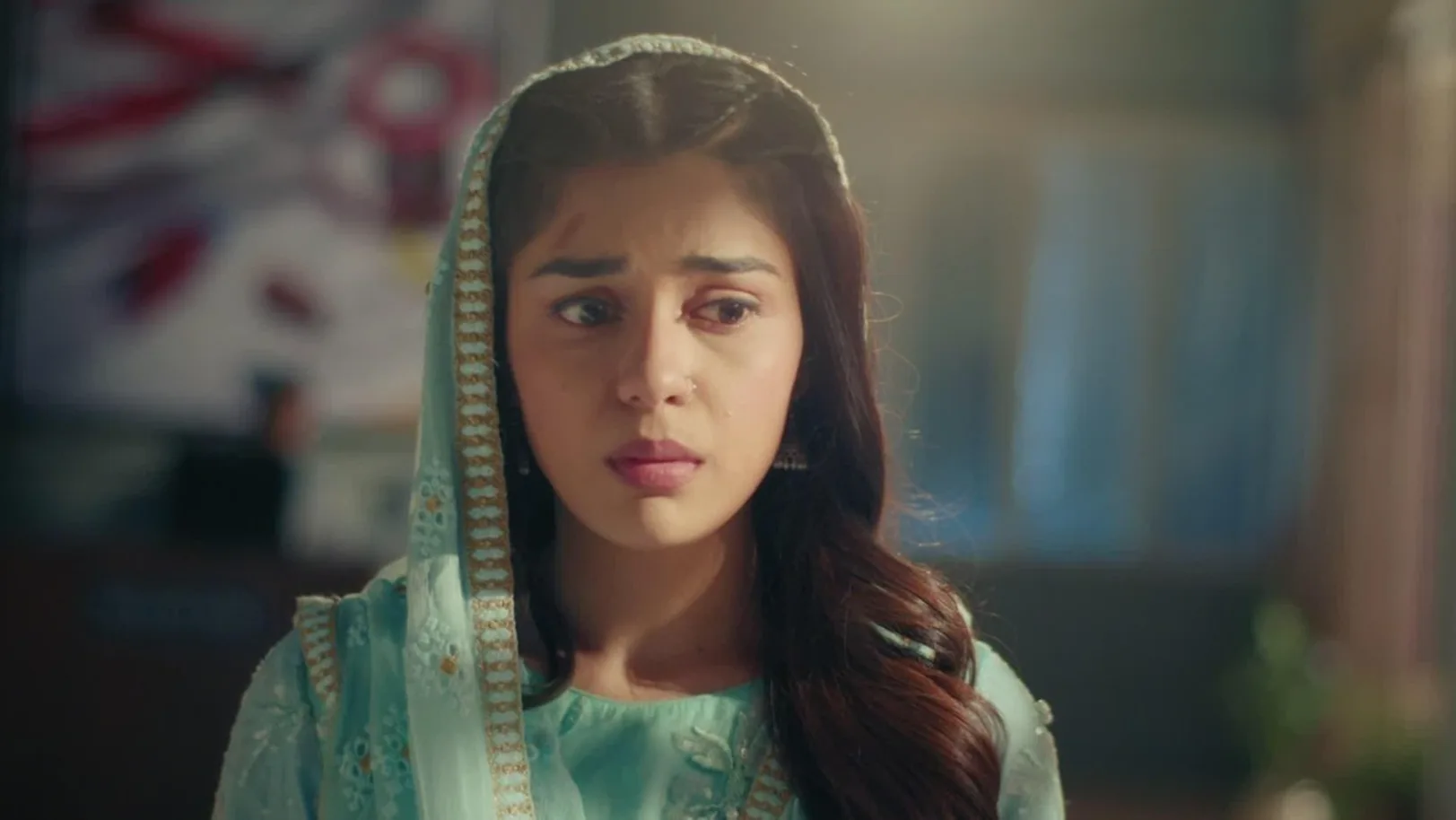 Zara Forcefully Acquires Qazi’s Medical Records - Ishq Subhan Allah Episode 325
