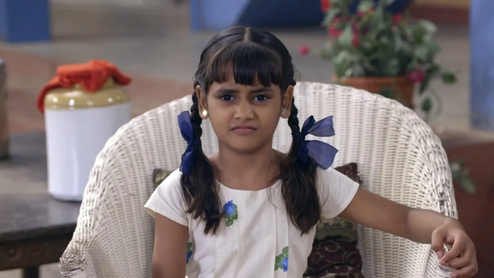 Amma and Rajesh enter into a poetic war - Happu Ki Ultan Paltan Episode 99