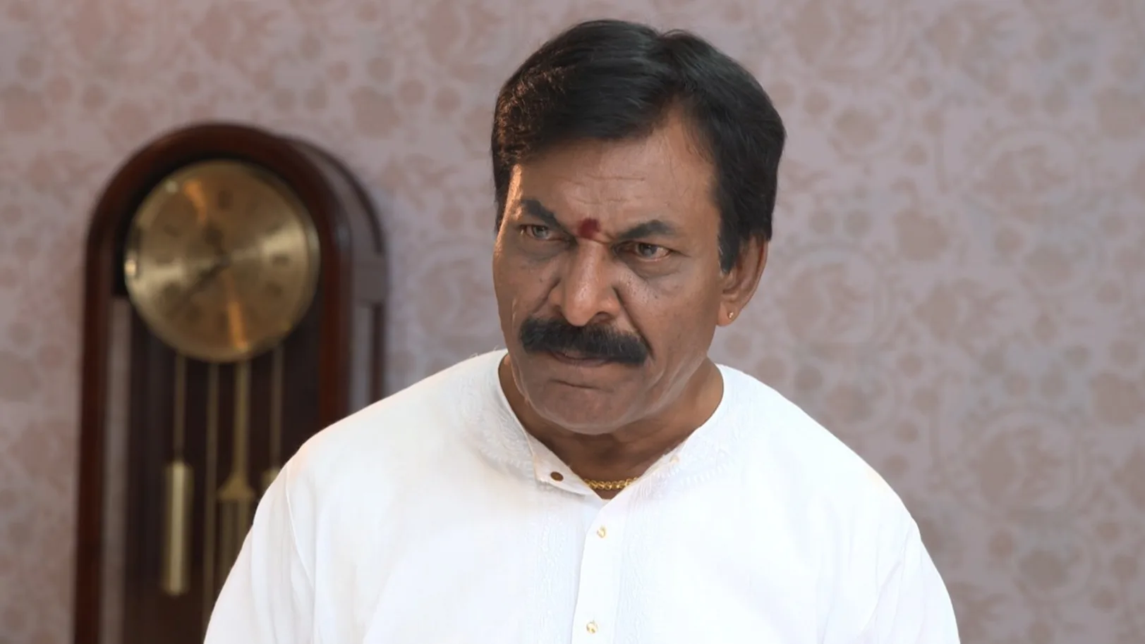 Suryakantham - August 05, 2019 - Webisode 5th August 2019 Webisode