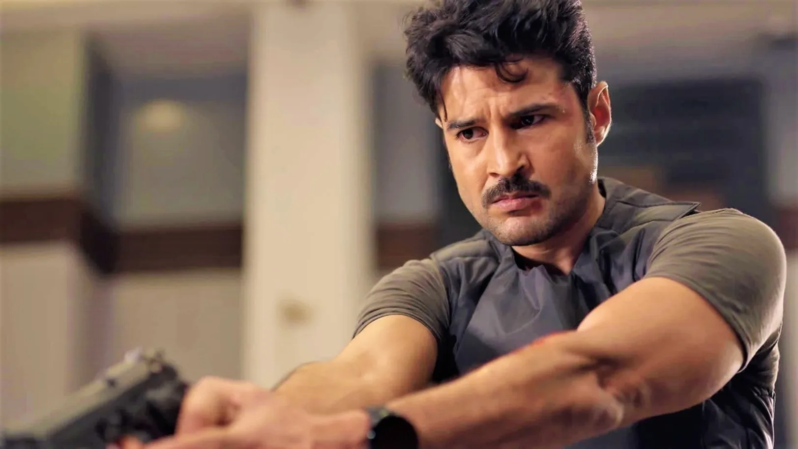 Thok Ke Badla Episode 9