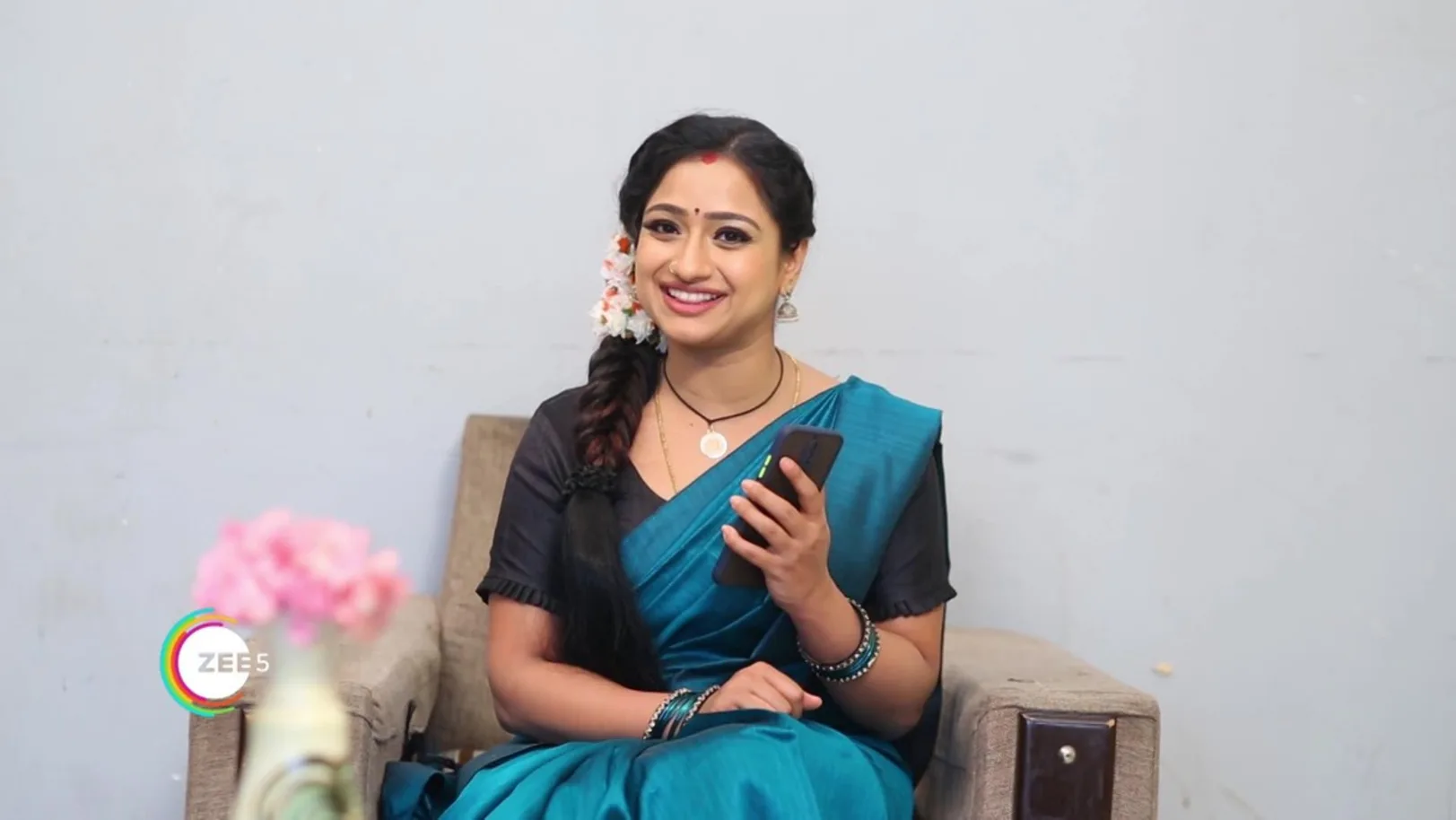 Nayani enjoys ZEE5 | Trinayani | Promo