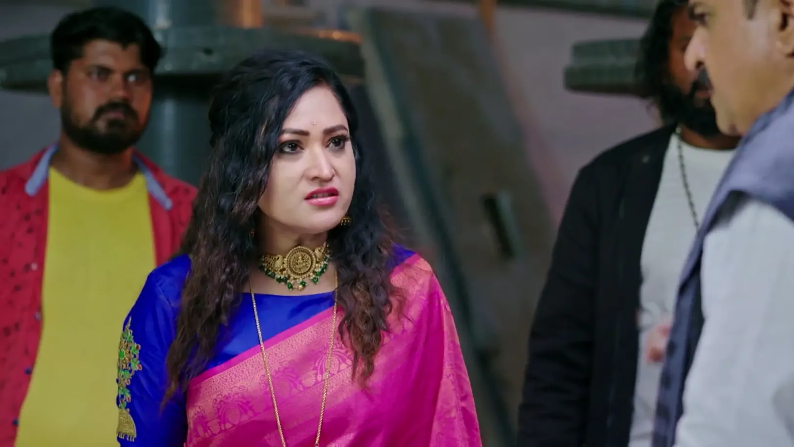 Neelu Cautions her Brother - Lakshmi Nivasa Neelu Cautions her Brother - Lakshmi Nivasa