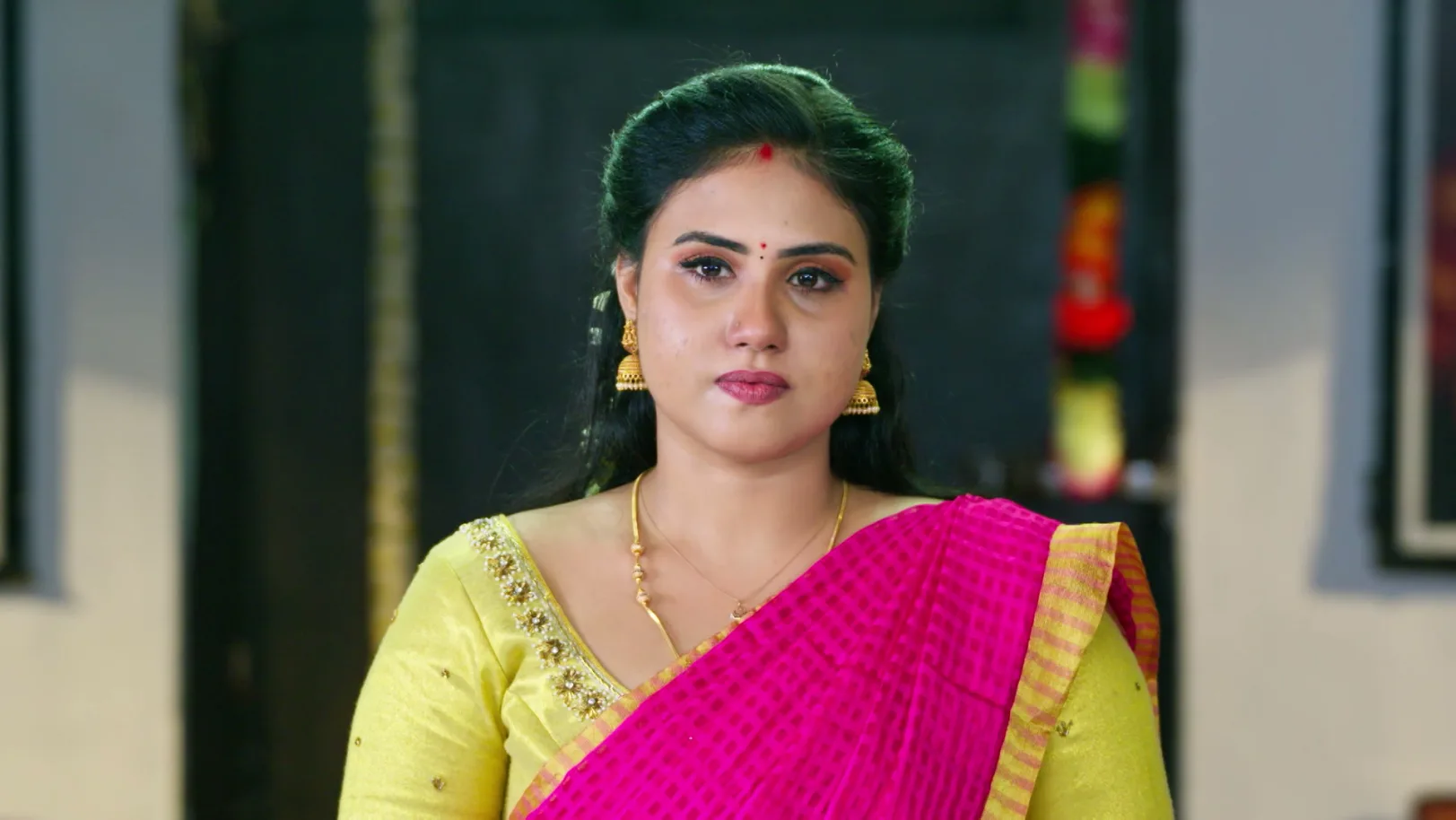 Karthigai Deepam - August 11, 2026 - Episode Spoiler