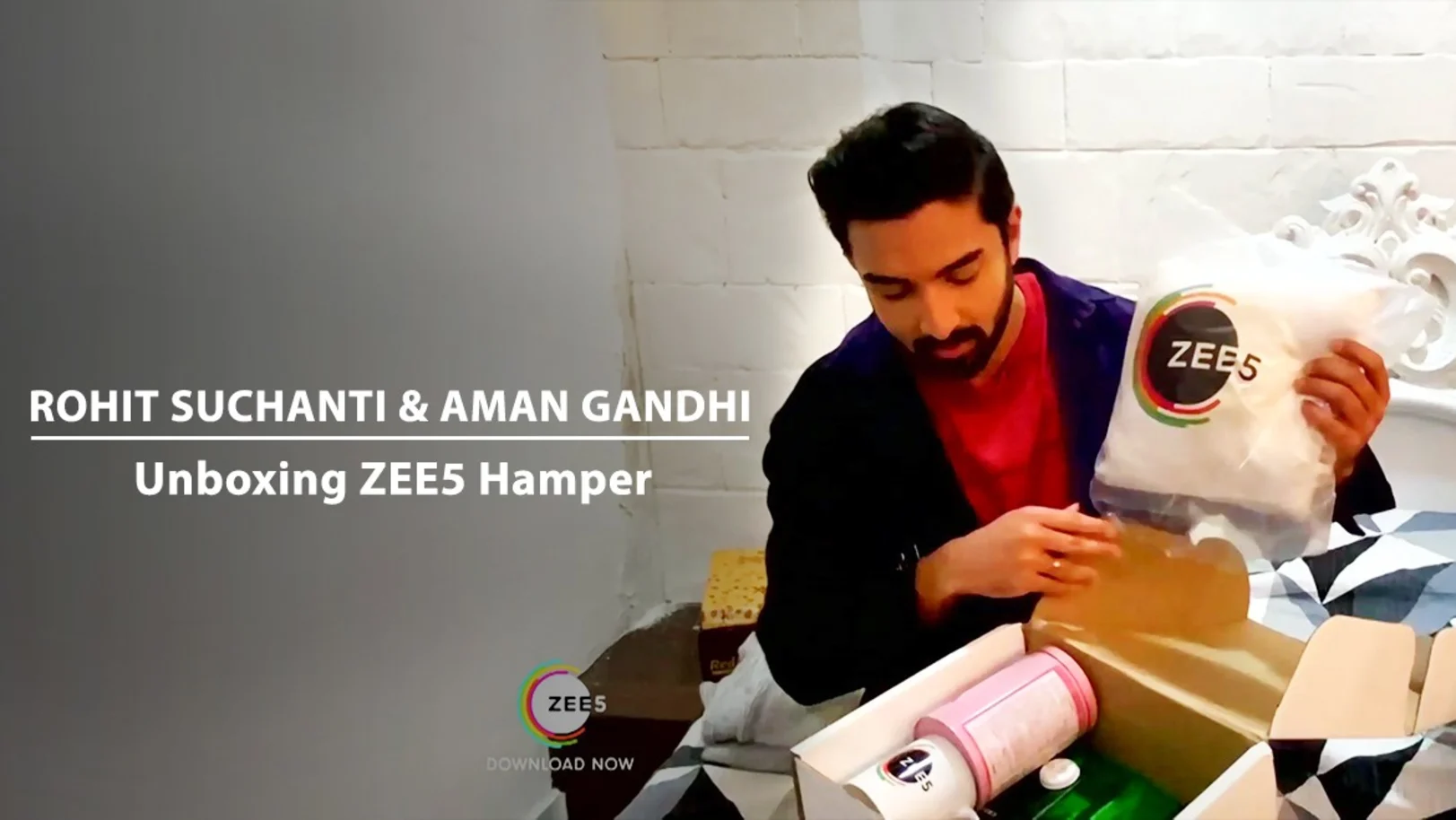 Rishi and Aayush Unveil their ZEE5 Hampers